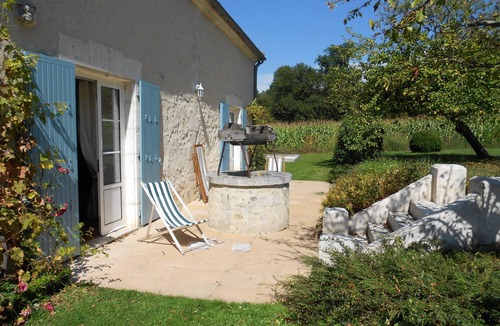 Passirac House | Beautiful Charentaise farmhouse with swimming pool