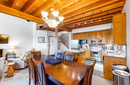 Big White Ski Resort Condo | Beautiful condo with private hot tub, balcony & mountain views - close to slopes