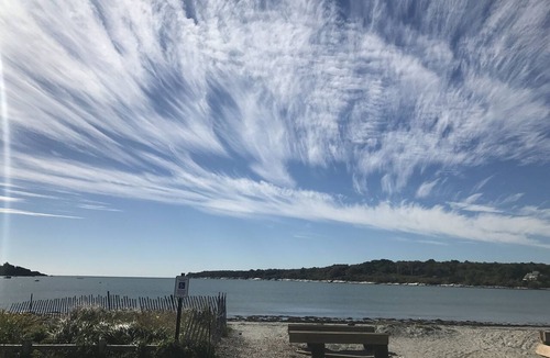 Jamestown Apartment | Beautiful Coastal Loft - 5 Minute Walk to Beach