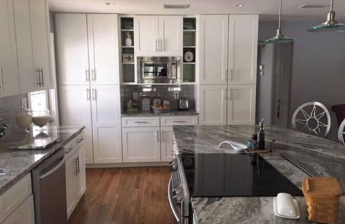 Neptune Beach House | Beautiful Coastal Beach Home - 2 min walk to Beach- 4 bedroom 3 bath 2 masters!