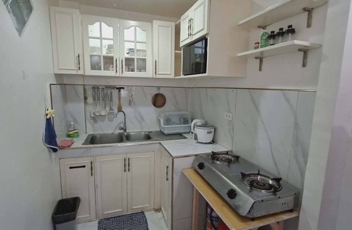 Compostela House | Beautiful Compostela 2 Story Townhouse with Patio