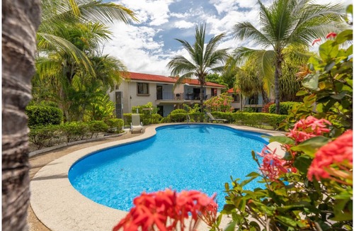 Coco Sunset Hills Condo | Beautiful condo! Steps to beach, shops, dining!