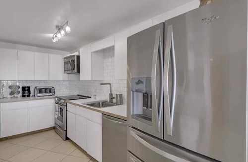 Rock Harbor Condo | Beautiful condo with amazing views!