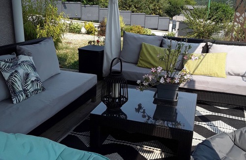 Yssingeaux House | Beautiful contemporary in the countryside. Quiet, wooded, fenced. Good air.