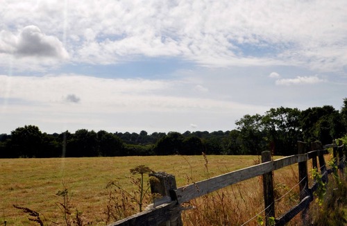 Ewhurst Green House | BEAUTIFUL CONVERTED BARN IN AREA OF OUTSTANDING NATURAL BEAUTY