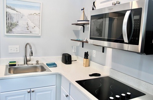 Ocean Isle Beach House | Beautiful cottage for relaxing with family and nature