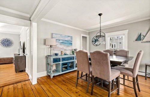 Bristol House | Beautiful Cottage in Downtown Bristol
