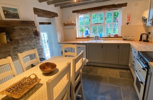Burgh Island Cottage | Beautiful cottage near the sea - West Buckland, Bantham, Devon