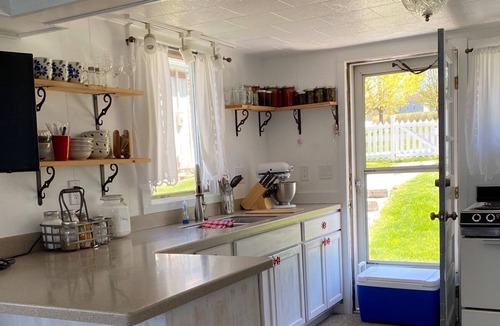 Livonia Cottage | Beautiful cottage on Conesus Lake
