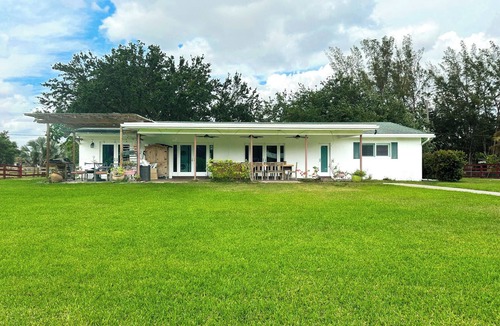 Southwest Ranches House | Beautiful Country Home in South Florida