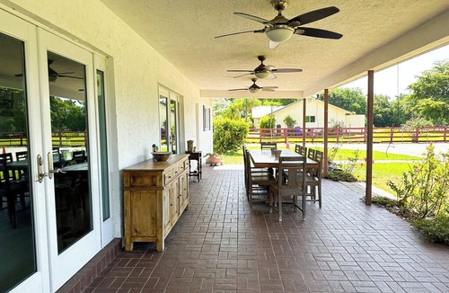 Southwest Ranches House | Beautiful Country Home in South Florida