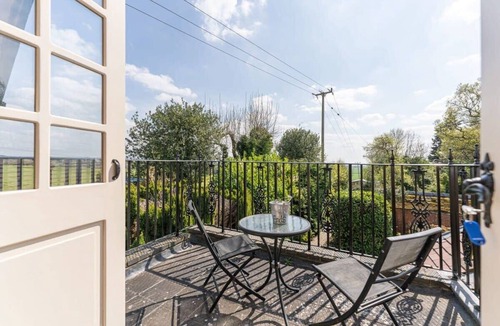 Pattingham House | Beautiful Country Cottage for up to 8 people