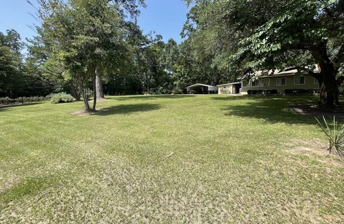 Milam House | Beautiful Country Home on 11 Acres Near Toledo Bend Lake.