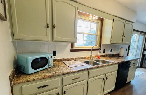 Bellville House | Beautiful country side house near Mohican-Mid Ohio sports-Snowtrails