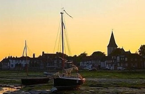 Bosham Cottage | Beautiful Courtyard Studio In The Heart Of Picturesque Bosham
