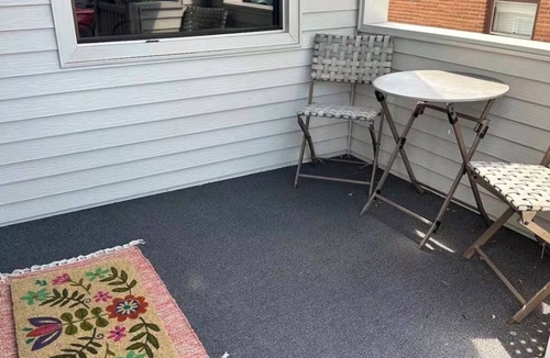 Dickinson House | Beautiful Downtown Home, Close To Everything