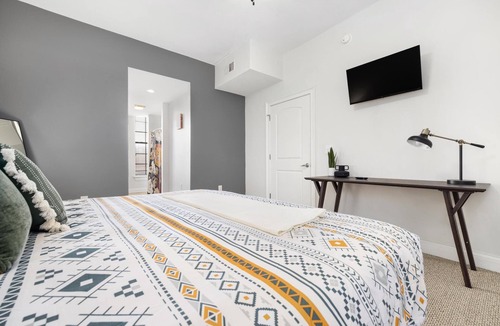 Johnson City Apartment | Beautiful Downtown Johnson City Loft 2BR, 2BA