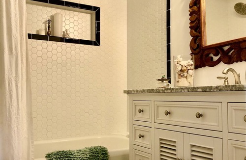 Leucadia House | Beautiful Encinitas Cottage