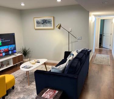 Regional District of Nanaimo Apartment | Beautiful Entire 2 Bedroom Suite