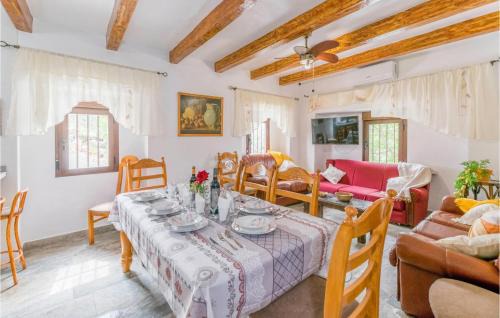 Villanueva de Algaidas House | Beautiful Home In Villanueva De Algaidas