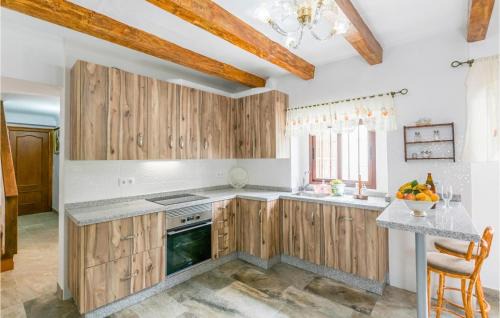 Villanueva de Algaidas House | Beautiful Home In Villanueva De Algaidas