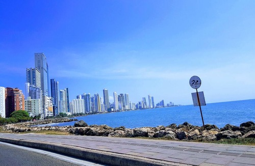 Bocagrande Apartment | Beautiful family apartment in front of the sea