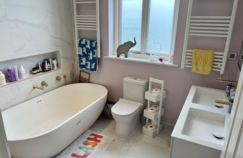 Barnes House | Beautiful Family Home, Barnes