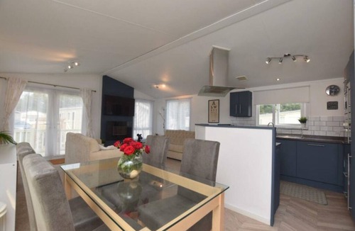 Littlestone-on-Sea House | Beautiful Family Lodge at Marlie Holiday Park. Pet friendly