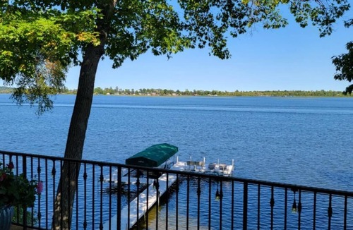 East Gull Lake Cabin | Beautiful Family Cabin located on Gull Lake offering the perfect get away