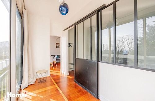 Suresnes Apartment | Beautiful flat 2 rooms near Paris/La Défense