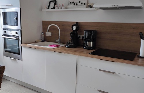 Bourcefranc-le-Chapus House | Beautiful Charentaise 2 steps from the city center and the island of Oleron, Royan, La Rochelle
