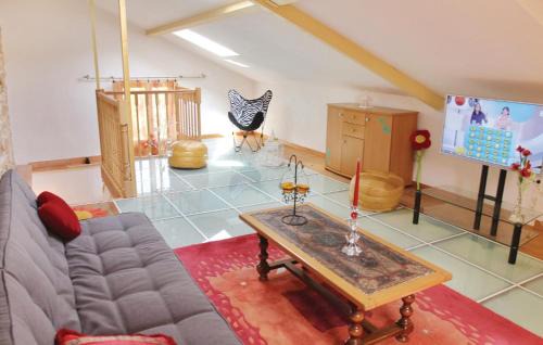 Saint-Andre-d'Olerargues House | Beautiful Home In St-André-Dolérargues