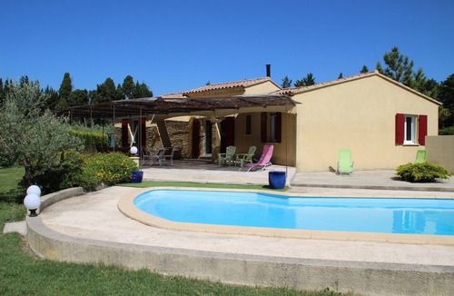 Saint-Etienne-du-Gres House | Beautiful holiday rental, pool, Saint Etienne du Grès, Alpilles, Provence - 4 people