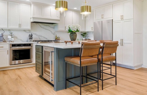 Chaska House | Beautiful Fully Remodeled House Located on Hazeltine National Golf Club.