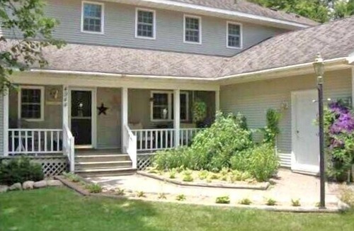 Spicer House | Beautiful George Lake Vacation/Retreat Home by Spicer MN