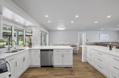 Beachview Country Club Estates House | Beautiful golf course view single family home