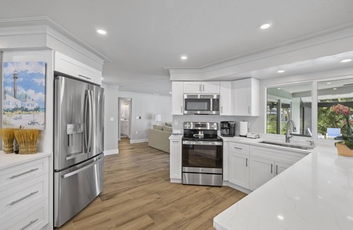 Beachview Country Club Estates House | Beautiful golf course view single family home