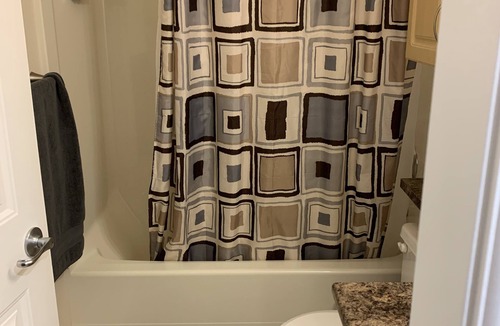 Victoria Apartment | Beautiful ground-level 1-bdrm suite in quiet neighborhood on cul-de-sac
