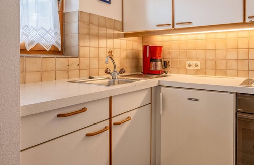 Brixen im Thale Apartment | Beautiful group accommodation only 240m from the ski lift!