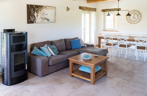 Monte Rinaldo Villa | BEAUTIFUL HOLIDAY HOUSE (6-8 people) in the rolling countryside of Le Marche