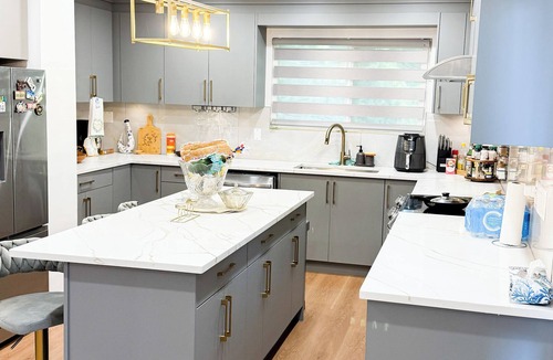 Maple Ridge House | Beautiful home for your short term stay