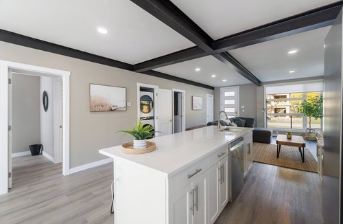 Alberta Beach House | Beautiful home in peaceful and tranquil location