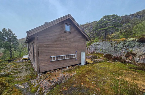 Brekke House | Beautiful home in Bjordal with WiFi