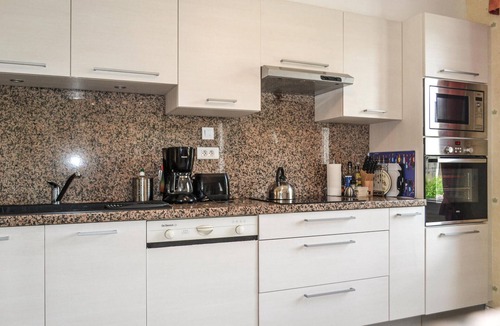 Bugeat House | Beautiful home in Bugeat with ethernet internet