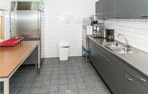 Linde House | Beautiful Home In Den Ham With Kitchen