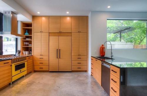 East Cesar Chavez House | Beautiful Home in East Austin! Walking distance to Lady Bird Lake, Rainey St.