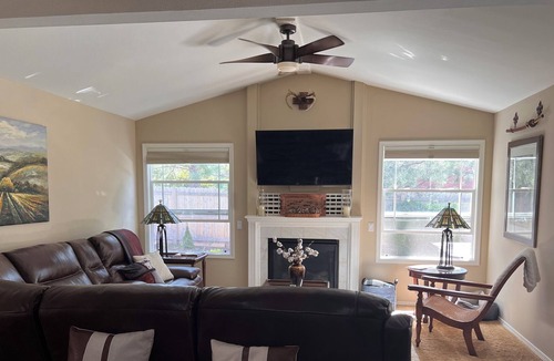 Eagle House | Beautiful home in luxury area