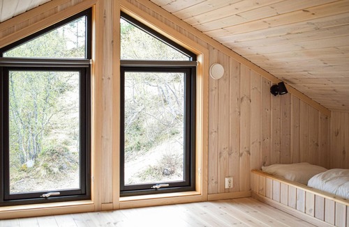 Odda House | Beautiful home in Skare with WiFi