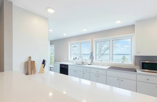 LaPorte House | Beautiful home on Kabekona Lake near Walker, MN! Features 2 master suites!