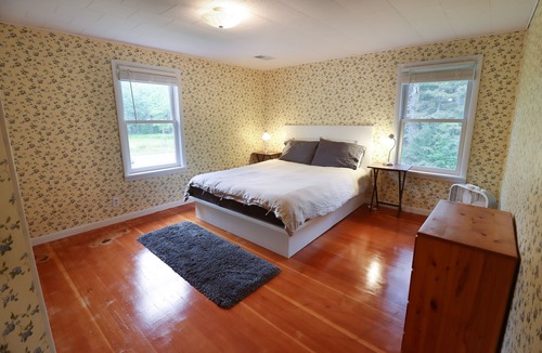 La Pointe House | Beautiful home on Madeline Island summer specials
